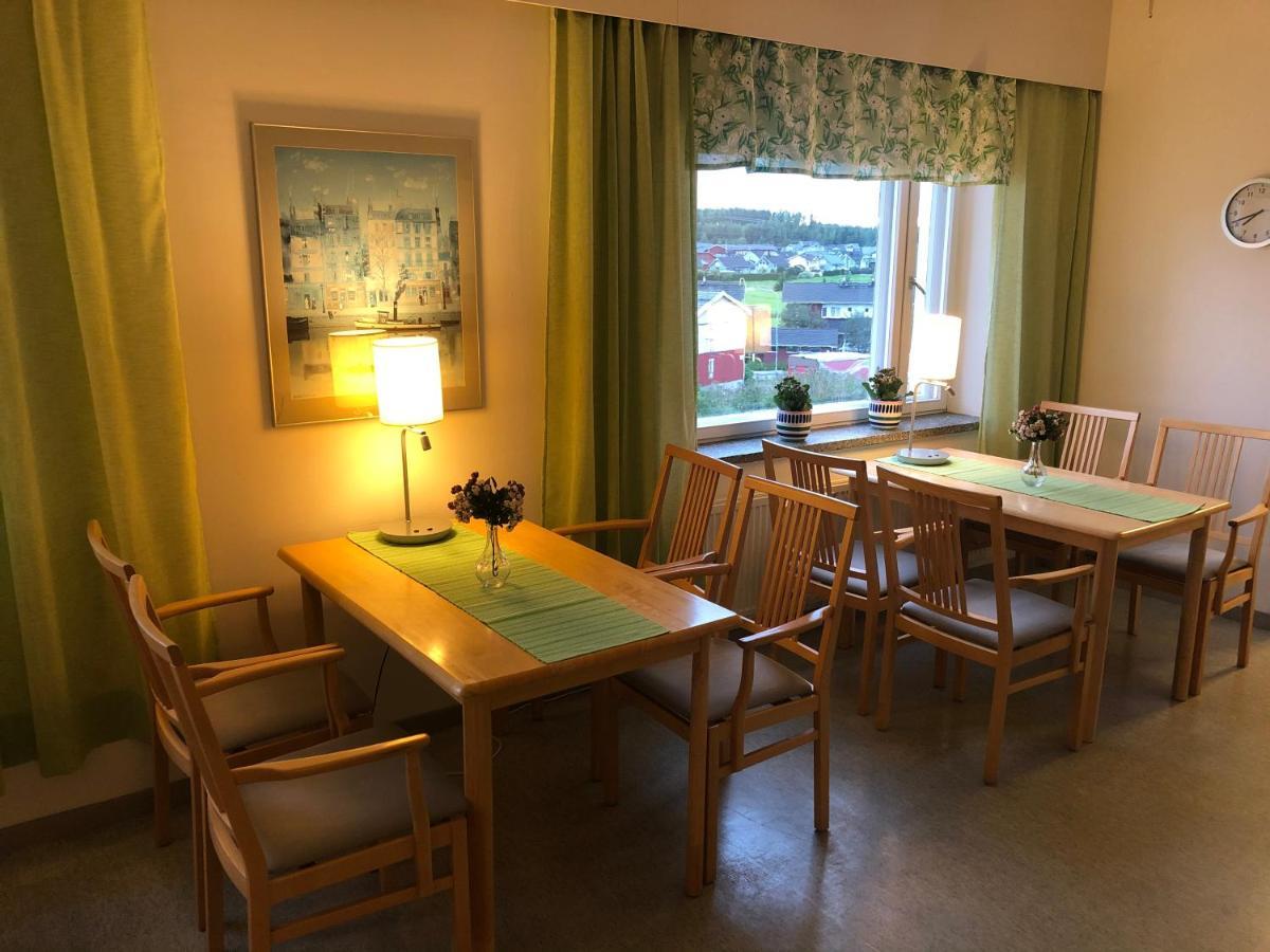 Budget Hotel Easystay Porvoo Bagian luar foto