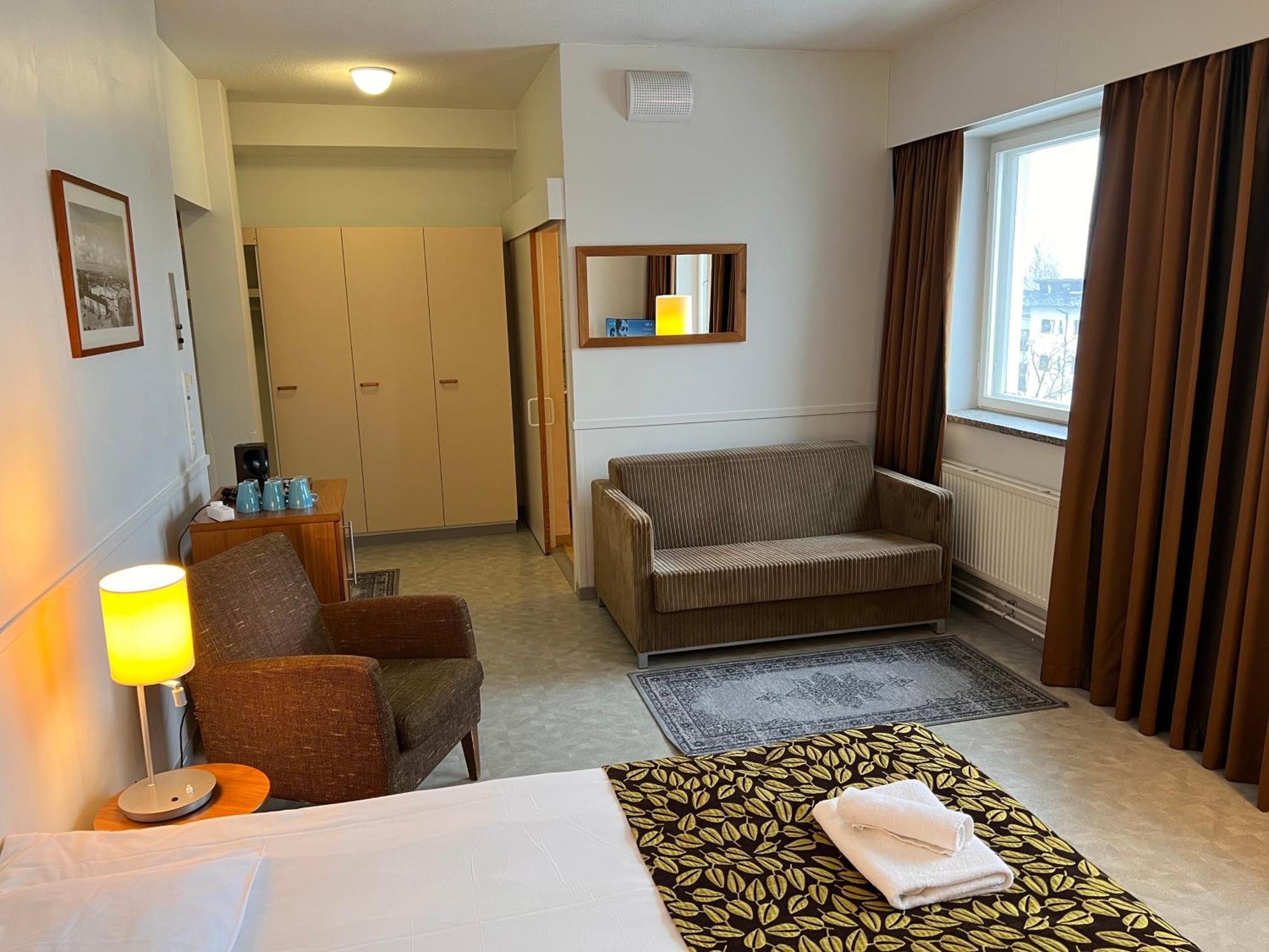 Budget Hotel Easystay Porvoo Bagian luar foto