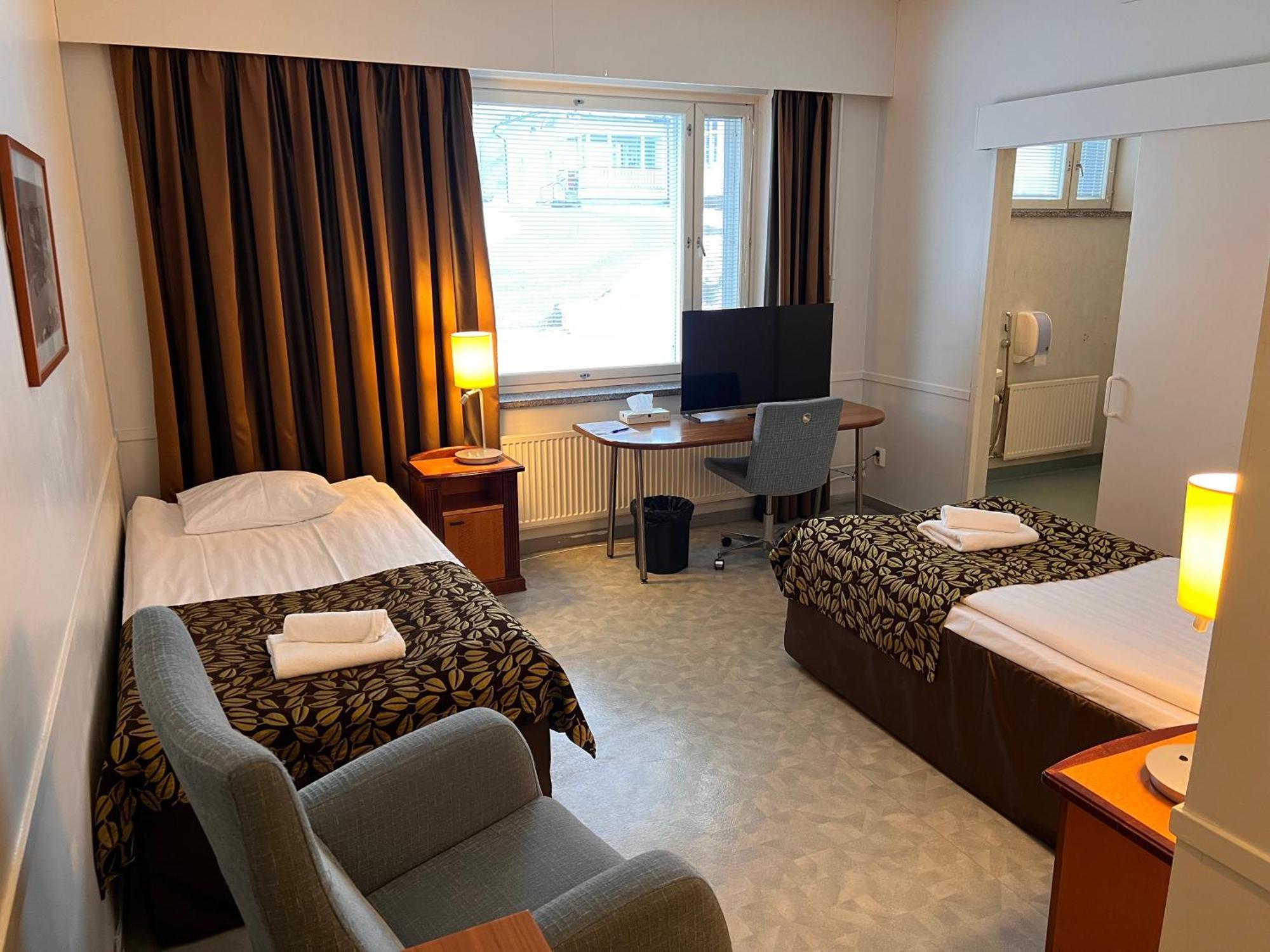 Budget Hotel Easystay Porvoo Bagian luar foto