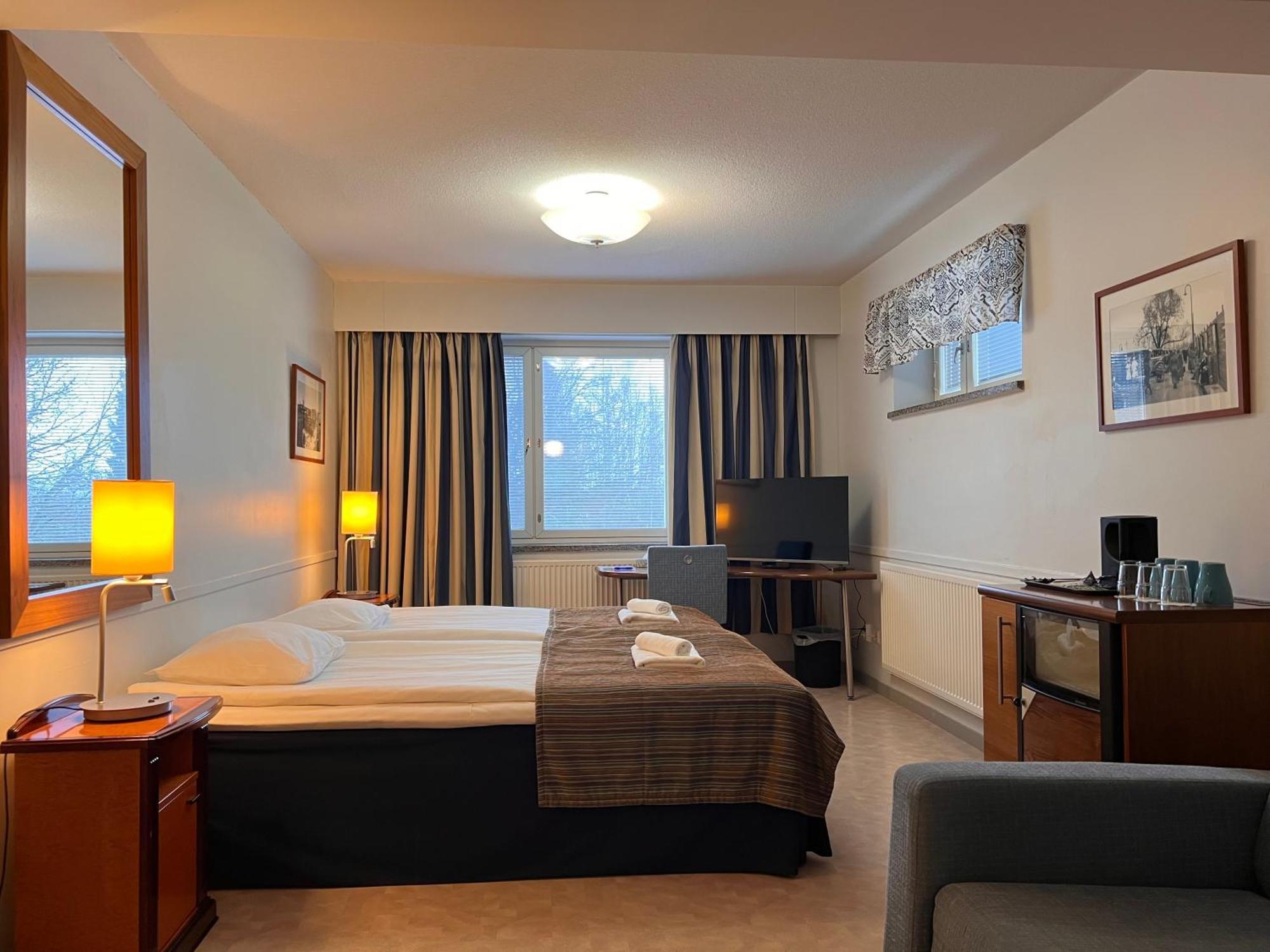 Budget Hotel Easystay Porvoo Bagian luar foto