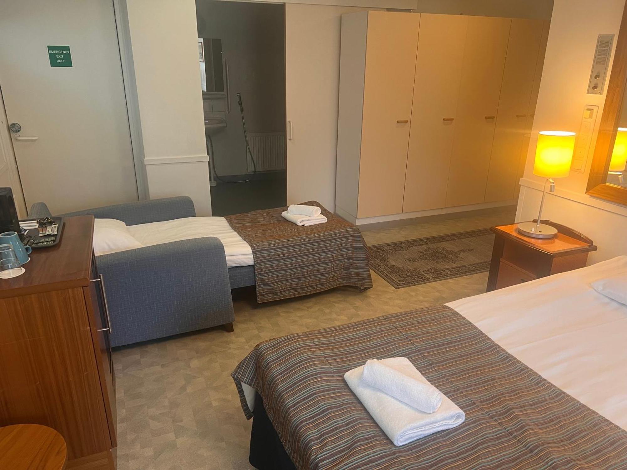 Budget Hotel Easystay Porvoo Bagian luar foto